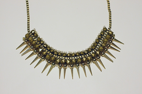 diyspikebeadedchoker_done1