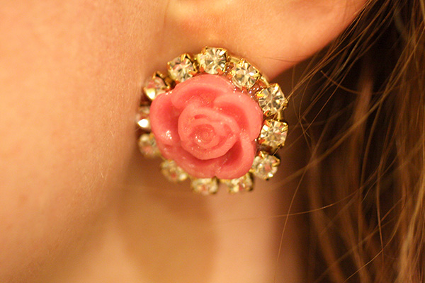 rosecabrhinestoneearrings_done1
