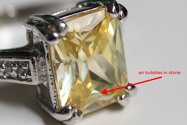 howtotellifyourringisreal_airbubbles