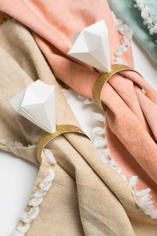 diamond-ring-napkin-ring-tutorial